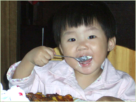 <em>爱看</em>《犬夜叉》的两岁女儿 - <em>动漫</em>综合 - 天幻网